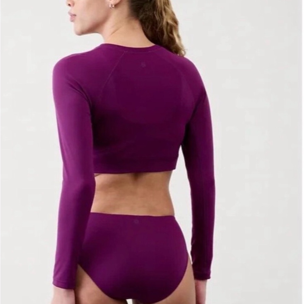 Athleta Crosstrain Ultra Crop Top Purple Long Sleeve | NWT | Sz S - Picture 2 of 3